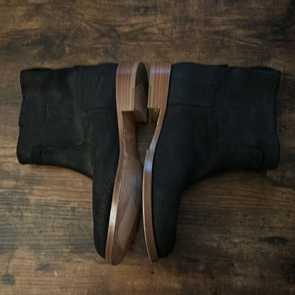 NWOB Rag & Bone Black Waxy Calf Suede Holly Ankle Boots SIze 38 - Picture 6 of 9